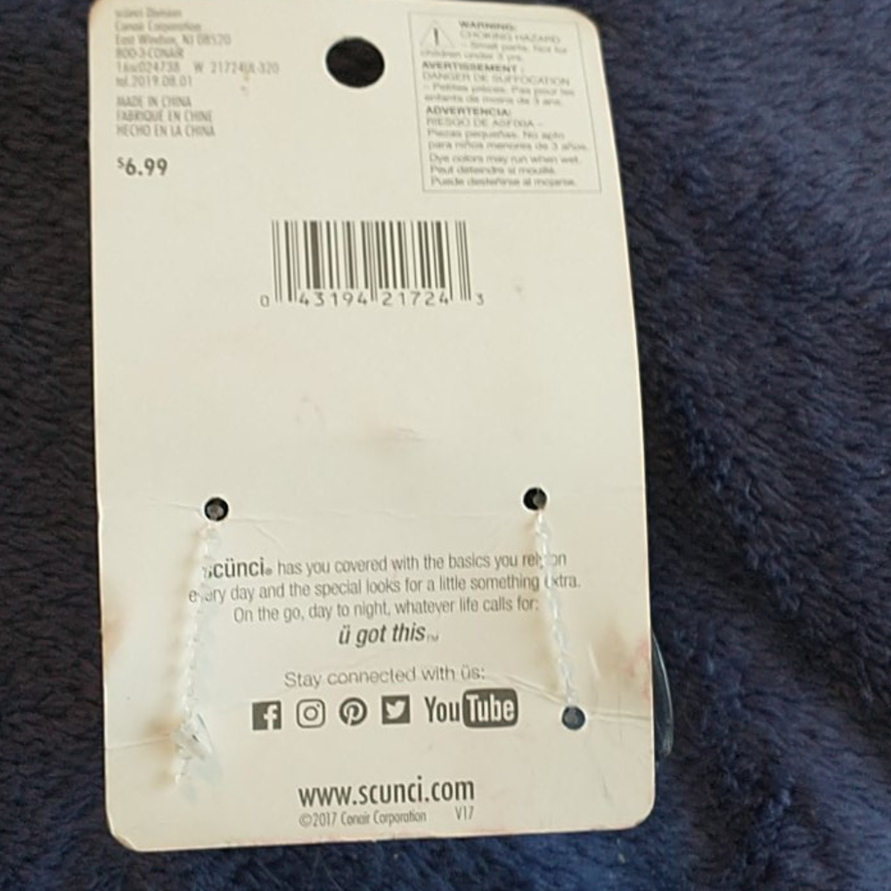 Stocking stuffers bundle - Picture 5 of 9